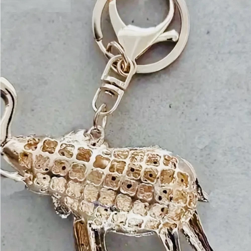 Elegant Gold Tone Elephant Keychain
